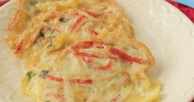 Рецепт Мини-омлетов с крабовыми палочками