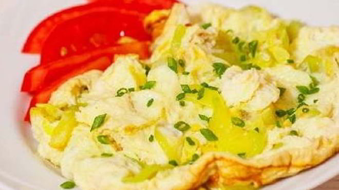 Рецепт омлета с кабачками и брынзой