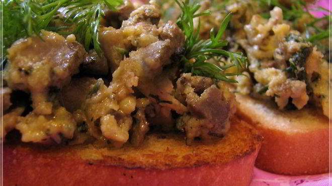 Рецепт омлета с печенкой и зеленью