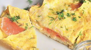 Рецепт Омлета с водкой и лососем