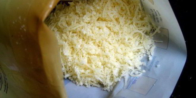 Рецепт омлетного цветочка под сыром джюгас