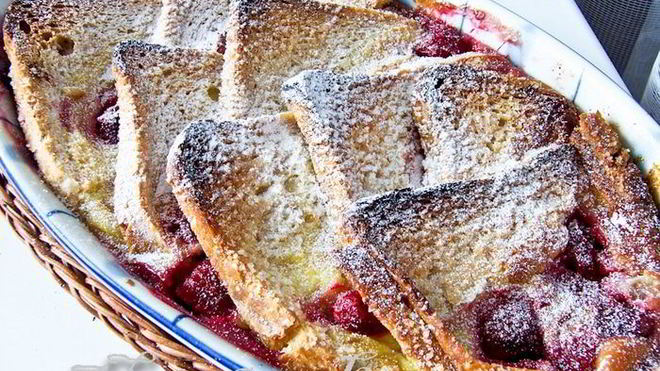 Рецепт запеченного омлета с ягодами
