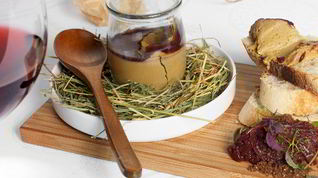 Рецепт Куриного паштета с желе из вина