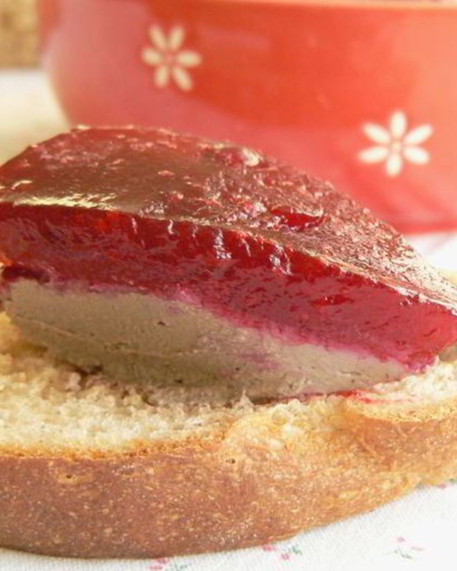 Рецепт паштета из куриной печени с брусничным желе