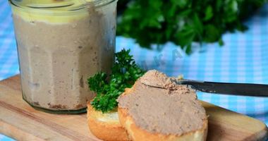 Рецепт Паштета из куриной печени с горохом нут