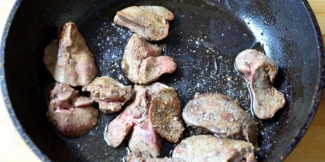 Рецепт паштета из куриной печени с горохом нут