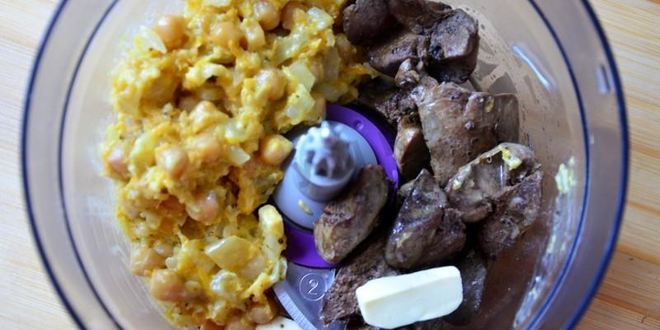 Рецепт паштета из куриной печени с горохом нут