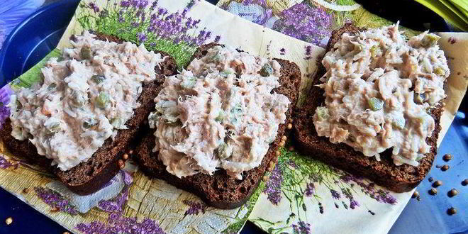 Рецепт паштета из тунца с яблоком и рисом