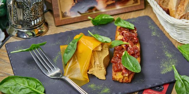 Рецепт Утиного паштета с желе из апельсина с французским десертным хлебом