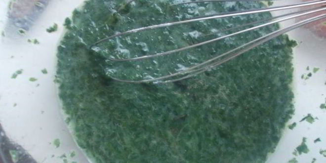 Рецепт блинного тортика с печенью и шпинатом