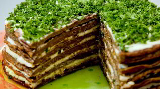 Рецепт Печеночного торта с чесноком