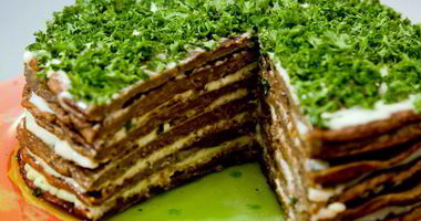 Рецепт Печеночного торта с чесноком