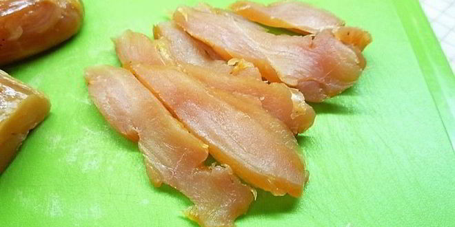 Рецепт роллов из тыквы со шпинатом, копченостями и фисташковым майонезом