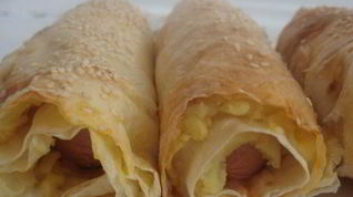 Рецепт Роллов с сосисками и картофельным пюре