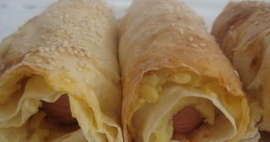 Рецепт Роллов с сосисками и картофельным пюре