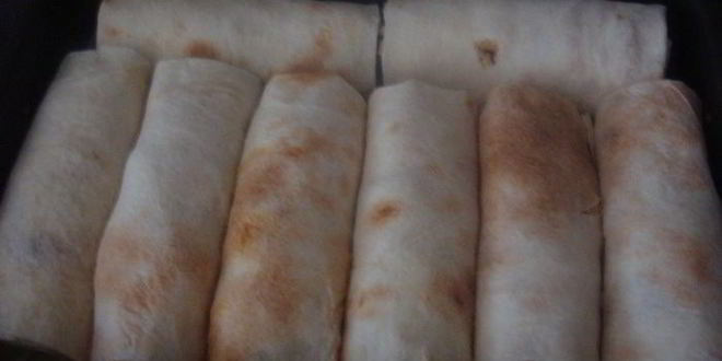 Рецепт роллов с сосисками и картофельным пюре