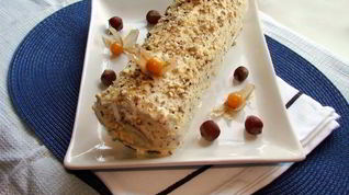 Рецепт Бисквитного рулета с творожной начинкой и орехами