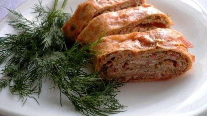 Рецепт горячего рулета из лаваша с начинкой