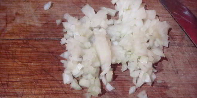 Рецепт мясного рулета с яйцами и грибами