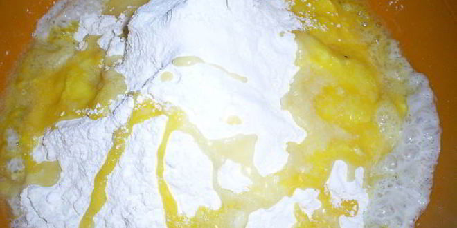 Рецепт невероятна мягкий и вкусный рулет с тремя начинками