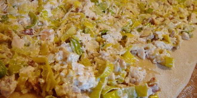 Рецепт пасты-рулета с курицей и беконом для защитников отечества