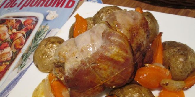 Рецепт рулета из пашины, запеченный с овощами