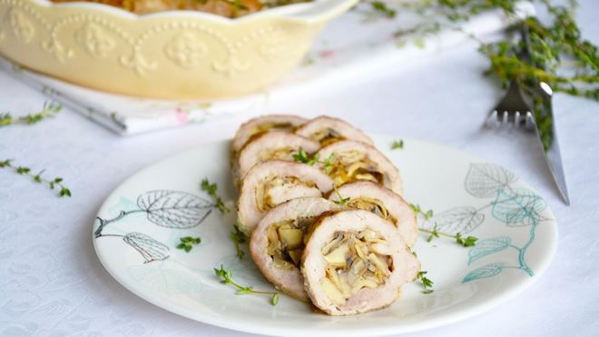 Рецепт рулетиков из свинины с грибами