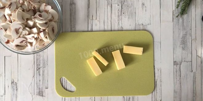 Рецепт рулетиков из свинины с грибами