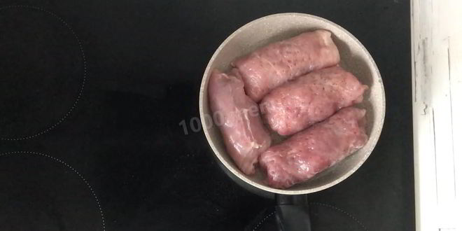 Рецепт рулетиков из свинины с грибами