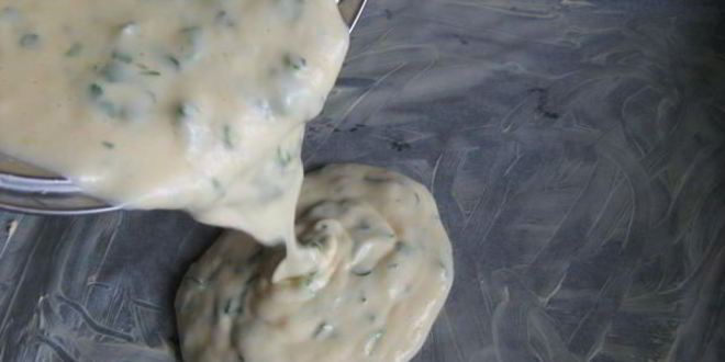 Рецепт яичного рулета с копченой сельдью