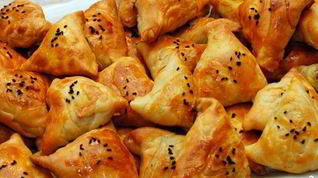 Рецепт Самсы из слоеного теста с мясом