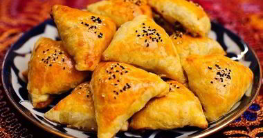 Рецепт Самсы с тыквой из слоеного теста