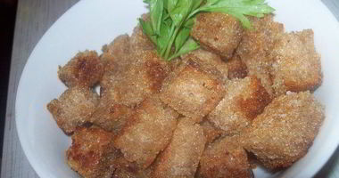 Рецепт Чесночно-лимонных сухарики для салатов