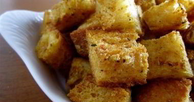 Рецепт Домашних сухариков из белого хлеба