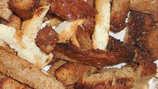 Рецепт домашних сухариков в духовке