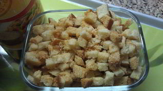 Рецепт Сухариков с пармезаном