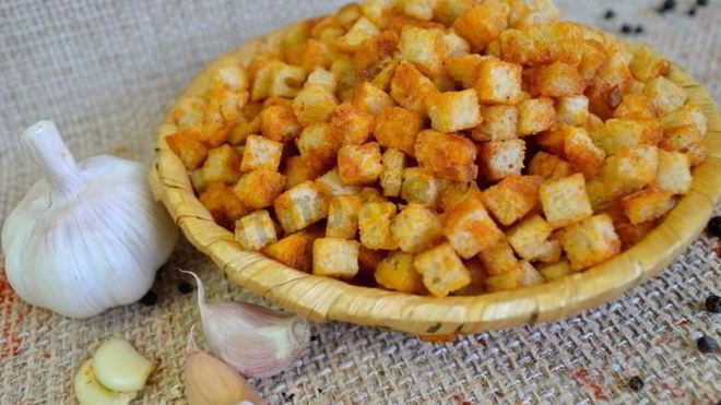 Рецепт сухариков в духовке из хлеба