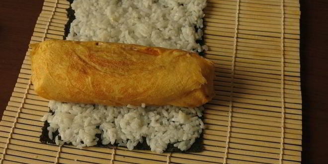 Рецепт суш с омлетом цыплята