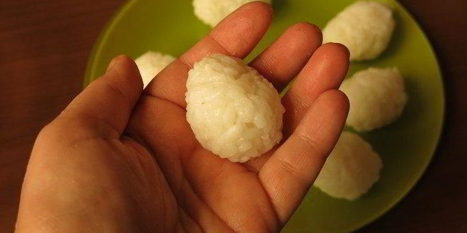 Рецепт суш, запеченных со спайси соусом с крабовыми палочками