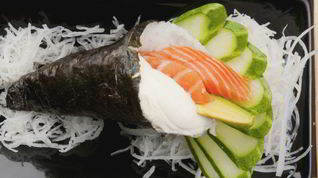 Рецепт Темаков суши с рисом, овощами и зеленью
