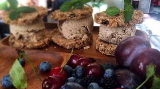 Рецепт Имбирных сэндвичей с кокосово-чайным мороженным