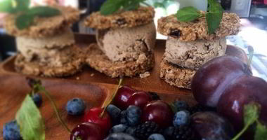 Рецепт Имбирных сэндвичей с кокосово-чайным мороженным