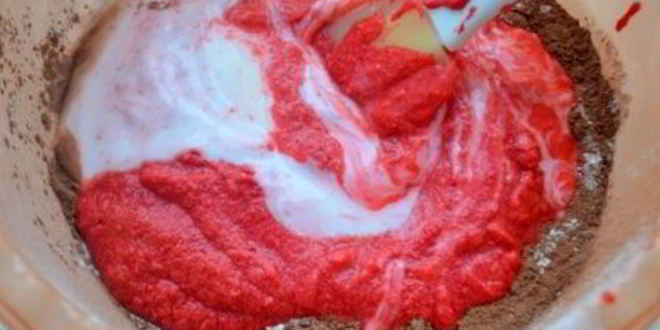 Рецепт шоколадных сэндвичей с творожным кремом