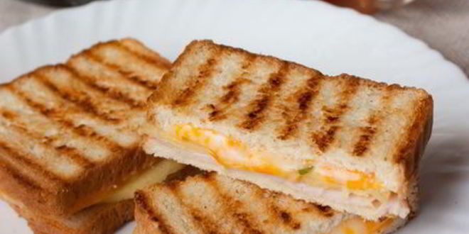 Рецепт сэндвича-гриля с ветчиной и ананасом