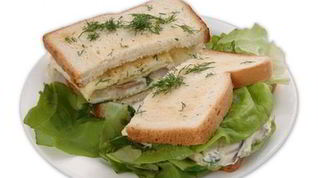 Рецепт Сэндвича с омлетом из норвежской сельди