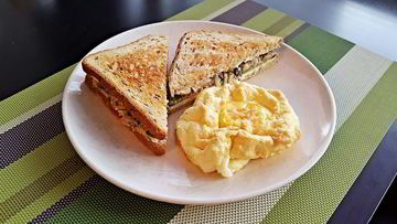 Рецепт Сэндвича с тунцом и яичным облаком