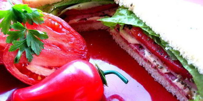 Рецепт сэндвича с ветчиной и салями