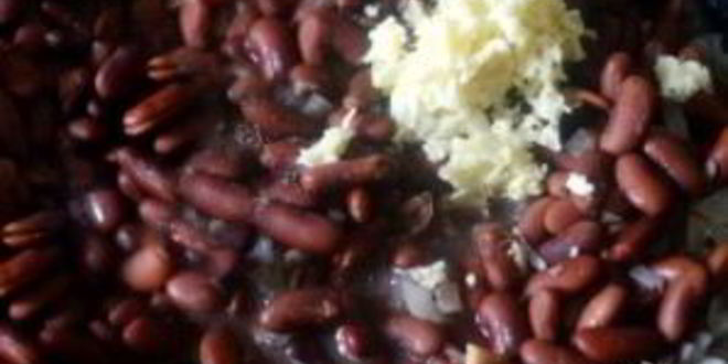 Рецепт сэндвичей с фасолевым пюре и куриным мясом