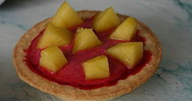 Рецепт Холодных пирожных из вишни в тарталетках