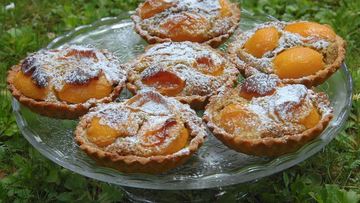 Рецепт Тарталеток с абрикосами и фисташковым кремом